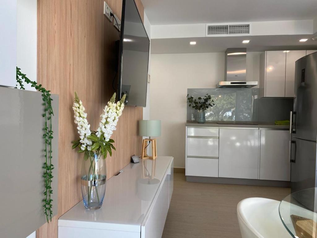 Brisa Puerto Marina Apartments 베날마데나코스타 외부 사진