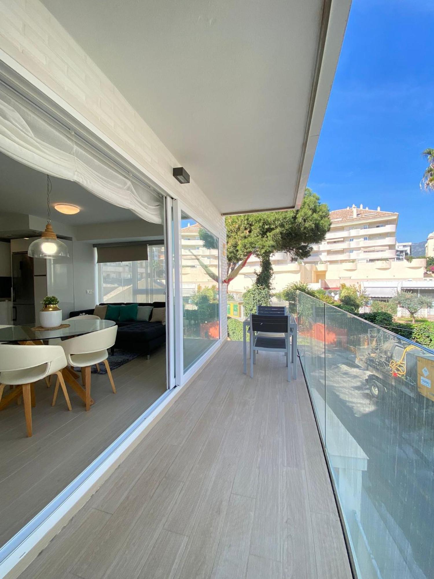 Brisa Puerto Marina Apartments 베날마데나코스타 외부 사진